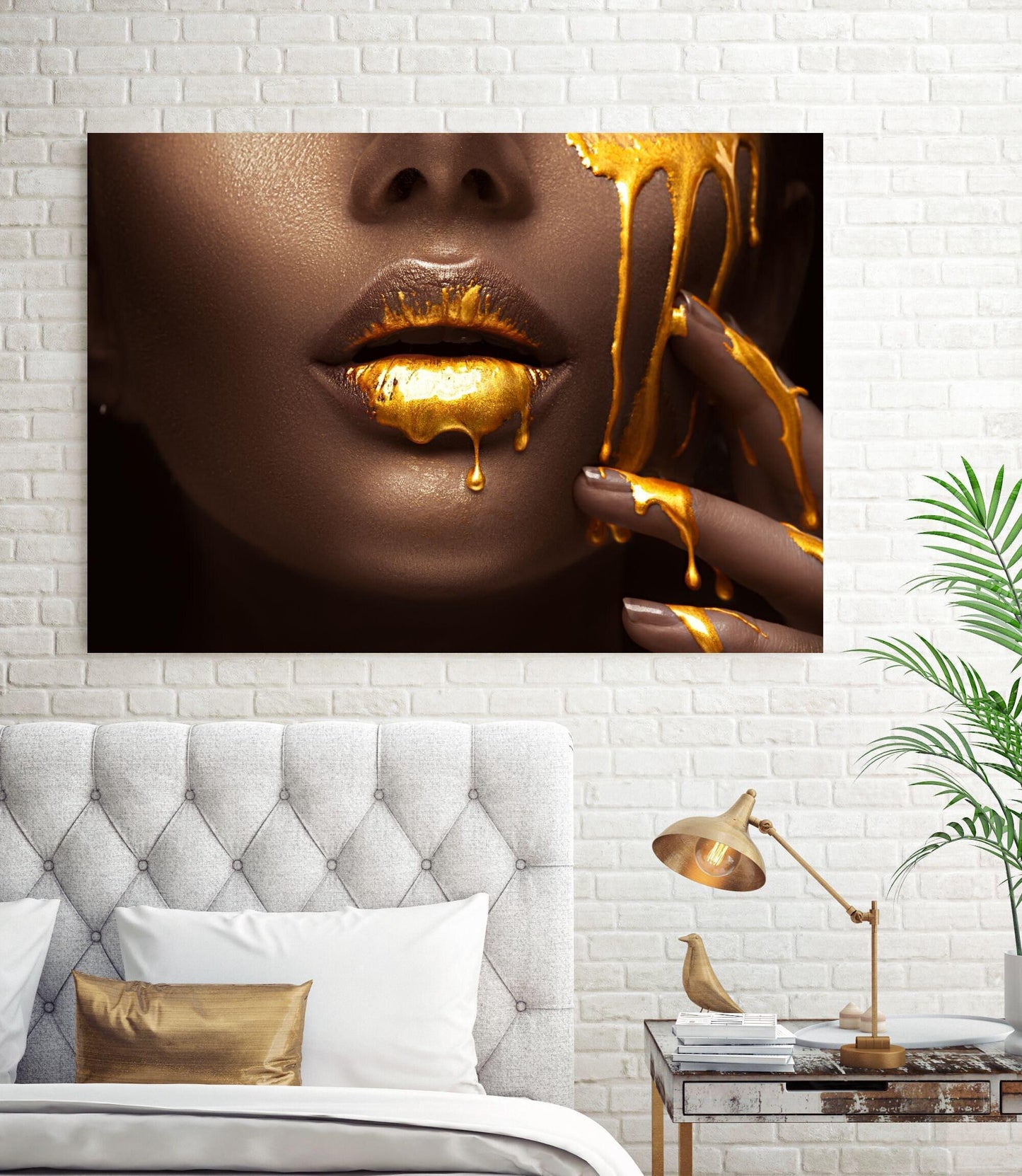Dripping Gold Lips