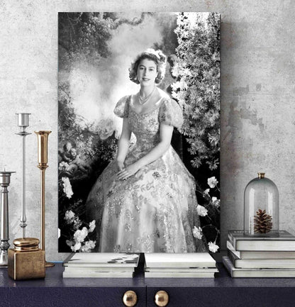 Queen Elizabeth Beautiful Vintage Black and White